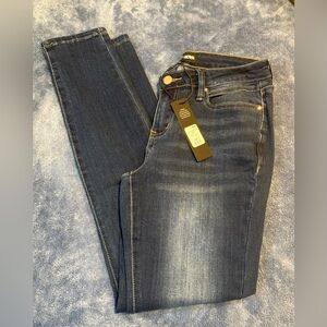 Fashion Nova Women's Dark Blue Low Waisted Skinny Jeans